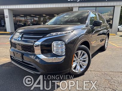 New 2025 Mitsubishi Outlander ES