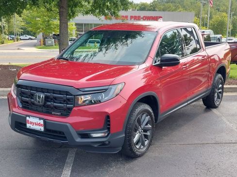 Used 2025 Honda Ridgeline Sport image 7