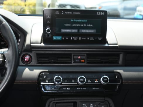 Used 2024 Honda Pilot TrailSport image 18