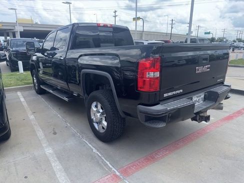 Used 2015 GMC Sierra 3500 Denali w/ Duramax Plus Package AWD/4WD image 4
