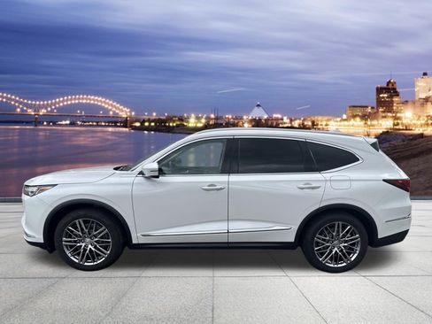 Used 2024 Acura MDX SH-AWD w/ Advance Package image 2