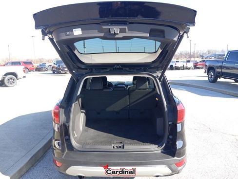 Used 2019 Ford Escape Titanium image 10