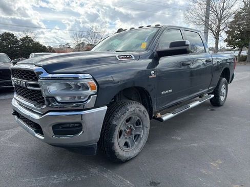 Used 2019 RAM 2500 Tradesman w/ Safety Group image 3