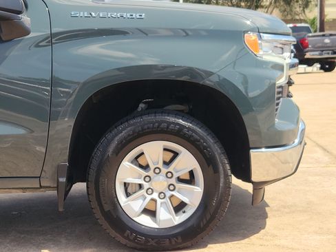 Certified 2025 Chevrolet Silverado 1500 LT AWD/4WD image 9