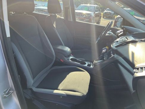 Used 2016 Ford Escape S image 9