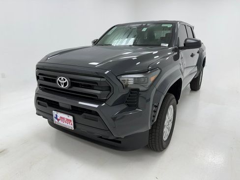 New 2026 Toyota Tacoma SR image 4