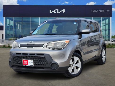 Used 2015 Kia Soul Base image 1