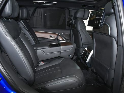 Used 2024 Land Rover Range Rover Autobiography image 61