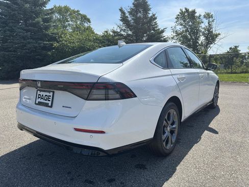 New 2025 Honda Accord EX-L image 9