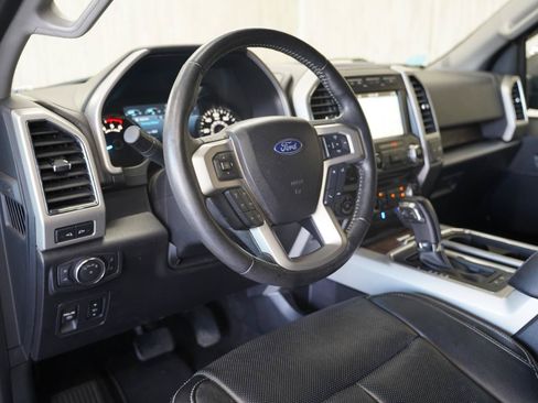 Used 2018 Ford F150 Lariat w/ Equipment Group 502A Luxury AWD/4WD image 11