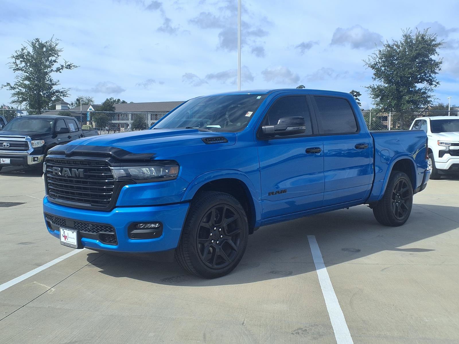 Used 2025 RAM 1500 Laramie w/ Night Edition AWD/4WD image 3