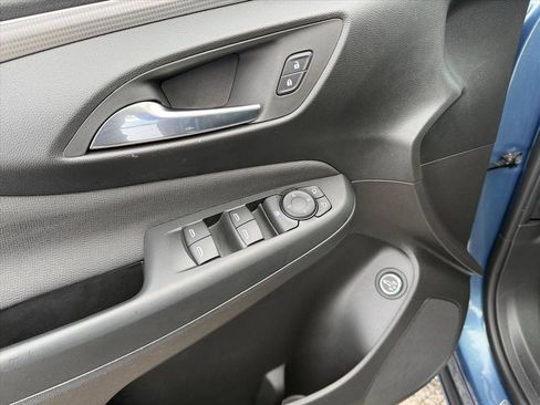 Used 2025 Buick Envista Avenir image 12