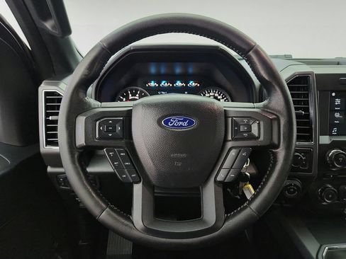 Used 2018 Ford F150 XLT w/ Equipment Group 302A Luxury AWD/4WD image 13