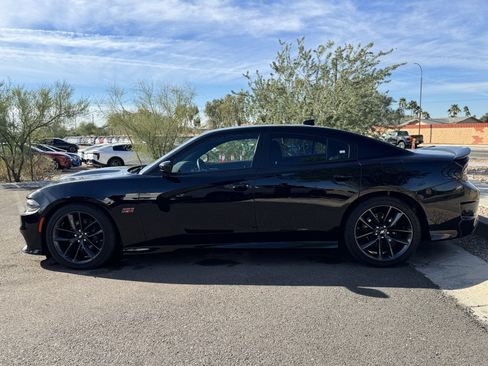 Used 2019 Dodge Charger Scat Pack image 6