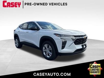 Used 2025 Chevrolet Trax LS w/ Driver Confidence Package