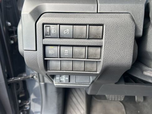 Used 2025 Toyota Tacoma SR w/ SR Upgrade Package image 6