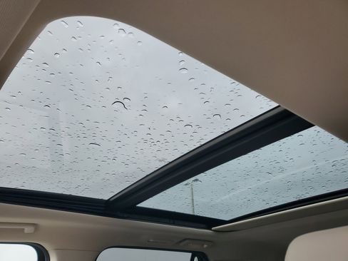 Used 2022 Ford Expedition XLT image 33