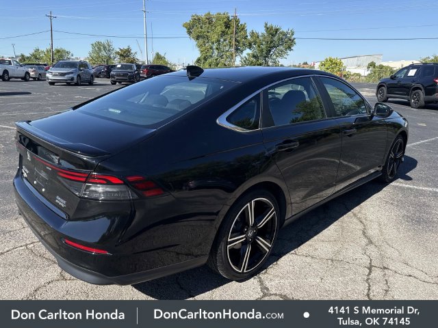 Used 2023 Honda Accord Sport image 4