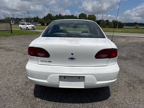 Used 2000 Chevrolet Cavalier Sedan FWD image 7