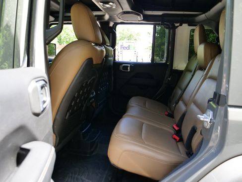 Used 2020 Jeep Wrangler Unlimited Rubicon AWD/4WD image 29