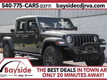 Used 2023 Jeep Gladiator Sport
