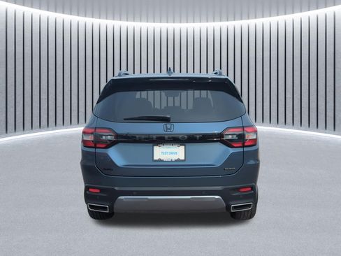 New 2026 Honda Pilot image 5