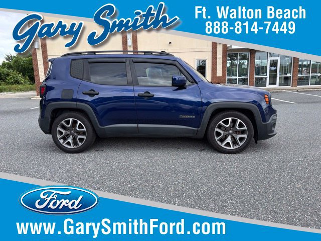 Used 2016 Jeep Renegade Latitude FWD image 1