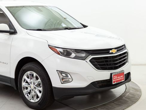 Used 2019 Chevrolet Equinox LT image 18