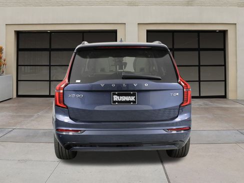 New 2026 Volvo XC90 T8 Ultra w/ Protection Package AWD/4WD image 4