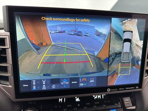 Used 2024 Toyota Tundra Limited image 18