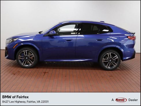 Used 2025 BMW X2 xDrive28i w/ Technology Package image 1