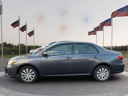 Used 2012 Toyota Corolla LE image 4