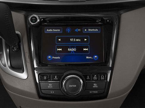 Used 2014 Honda Odyssey Touring Elite image 9