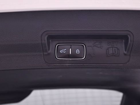 Certified 2023 Ford Explorer XLT w/ Equipment Group 202A AWD/4WD image 41