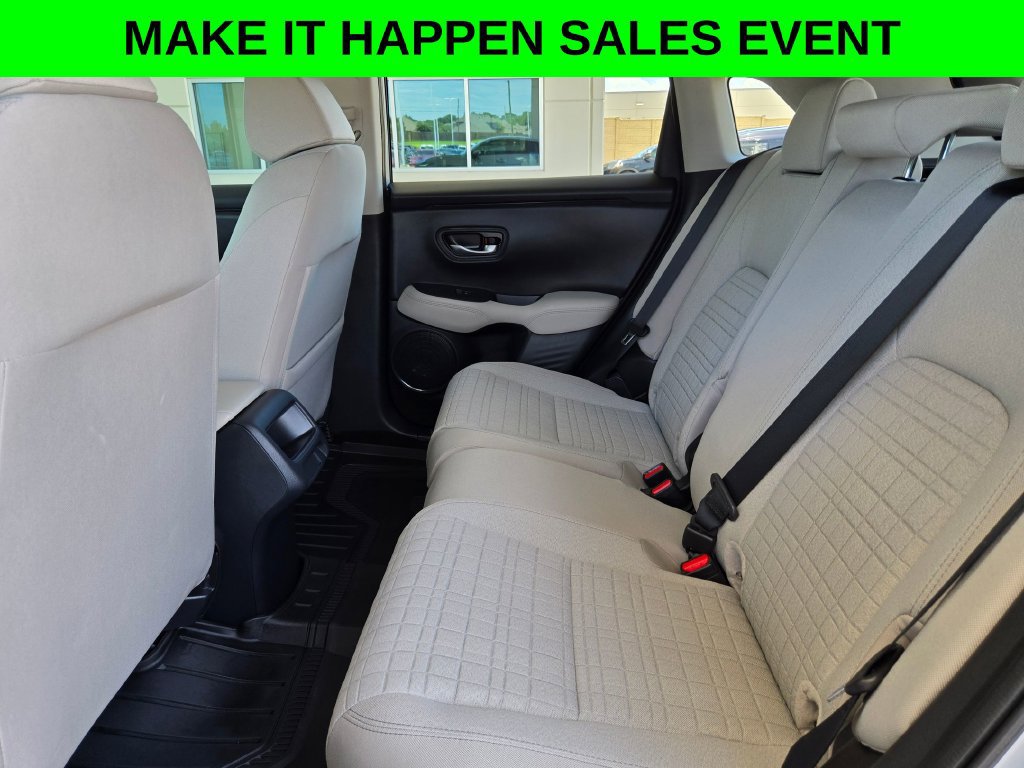 Used 2027 Honda HR-V LX image 14