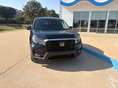 Used 2023 Honda Ridgeline RTL-E image 4