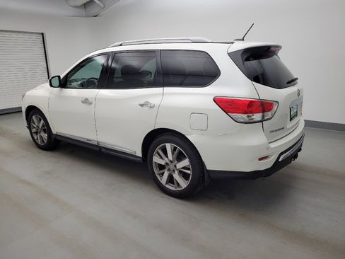 Used 2016 Nissan Pathfinder Platinum image 3