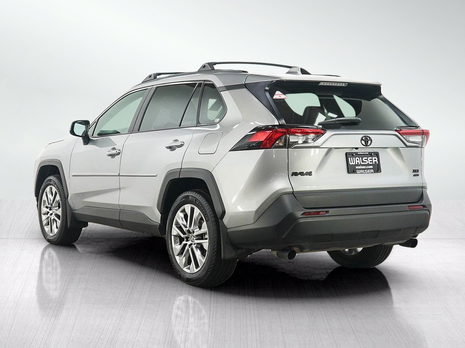 Used 2025 Toyota RAV4 XLE Premium w/ Weather Package AWD/4WD image 3