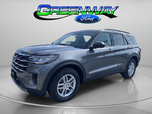 Used 2026 Ford Explorer Active RWD image 1