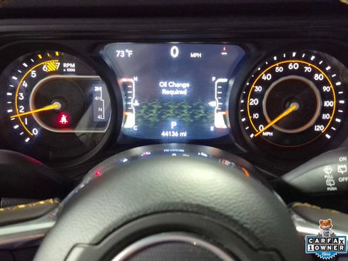 Used 2025 Jeep Wrangler Unlimited Sahara AWD/4WD image 14