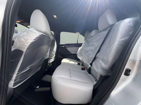 New 2026 Mitsubishi Eclipse Cross SEL AWD/4WD image 14