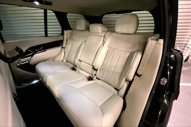 New 2026 Land Rover Range Rover SE AWD/4WD image 9
