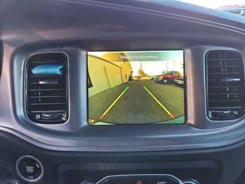 Used 2023 Dodge Charger SXT w/ Blacktop Package image 15