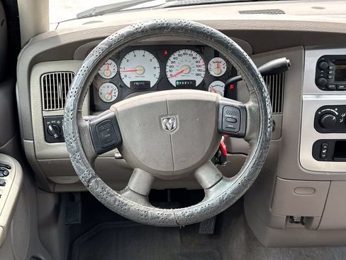 Used 2005 Dodge Ram 1500 Truck SLT RWD image 13