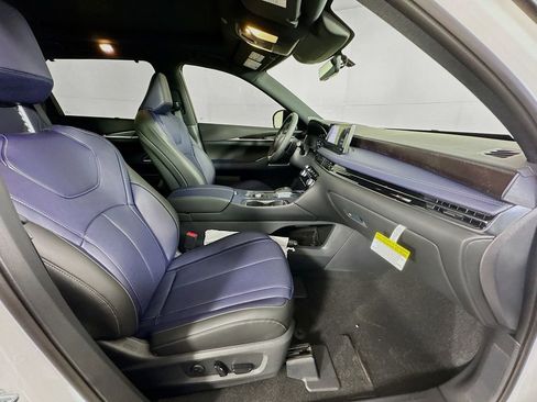 New 2026 INFINITI QX60 Sport w/ Dark Cargo Package image 38