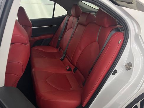 Used 2019 Toyota Camry XSE image 21