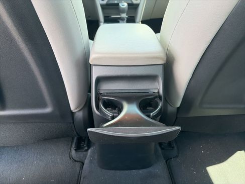 Used 2017 Hyundai Elantra SE FWD image 10