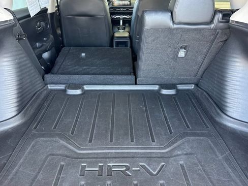 Certified 2024 Honda HR-V EX-L image 18