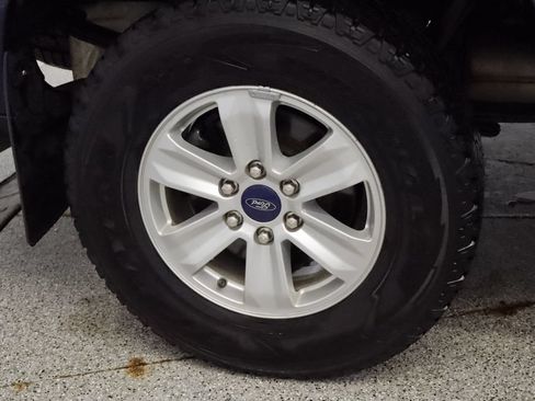 Used 2019 Ford F150 XLT w/ Equipment Group 301A Mid AWD/4WD image 10