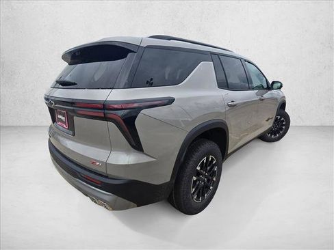 New 2026 Chevrolet Traverse Z71 w/ Driver Confidence Package AWD/4WD image 2